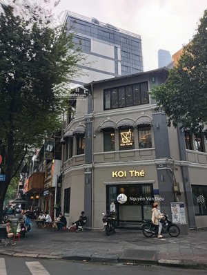 hạ giá sâu cần bán !!! mặt tiền đường thành thái quận 10 - (12x22m ) - hầm 7 tầng - giá 40 tỷ