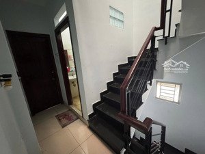 bán nhà 4 tầng góc 2 mặt tiền hẻm 4m đồng đen p14 tân bình giá tốt