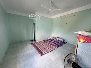 nhà góc giá: 4,9 tỷ, dt: 5*16m, 1 lầu, khu 1902/ lê văn lương, nhà bè