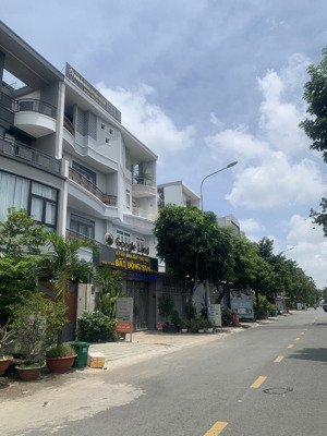 bán nhà riêng đẹp, 156m2, 16,7 tỷ tại dương đình hội, phước long b, q9, tp.hcm