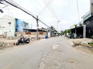 bán đất đường an phú đông 3 vào 1/ giá 6,8 tỷ diện tích 8 x 15m