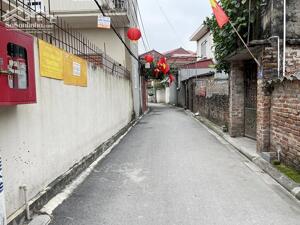 Cần bán 54m2 đất thôn Lê Xá, Bát Tràng (Đa Tốn cũ). Đường thông xe ô tô 7 chỗ, cách Vin 500m