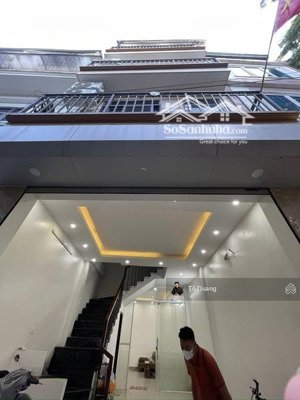 ô tô đỗ trong nhà - 30m ra phố kính doanh - nhà đơn lập đường 3m - khung cột bê tông chắc chắn