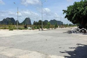 ngộp ngân hàng cần bán cao sơn 3 trục chính ô góc 98 m2 hướng đông bắc