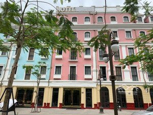 chính chủ - bán 1 căn shophouse liền kề dt 120 m2- đang kd siêu thị và home stay dòng tiền tốt