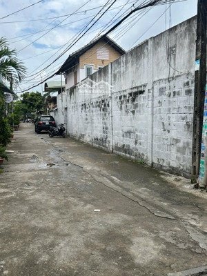 bán góc 2mt tân xuân 1 giáp uỷ ban sổ full 128m2