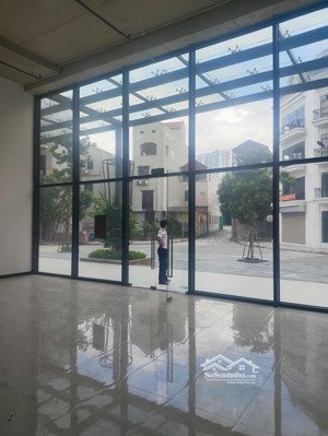 cho thuê mặt bằng kinh doanh khu dân cư đông đúc gần trường học, bệnh viện