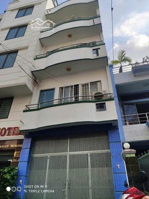 tôi cần bán nhà 268/30 nguyễn thái bình p.12 quận tân bình dt 4.1x13, 1 trệt 2 lầu sân thượng 10tỷ