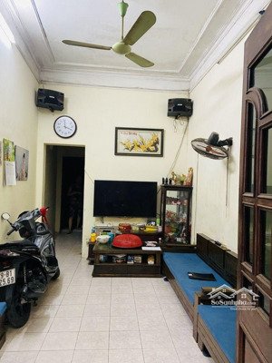 bán nr đẹp tại cống vị, ba đình, hà nội 8 triệu, 56 m2 nhiều tiện ích