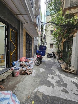 nhà mới ngõ nông gần oto phố thịnh quang - dt 40m2 - mt 4m - 6 tầng thang máy - 2 thoáng - 12,8 tỷ