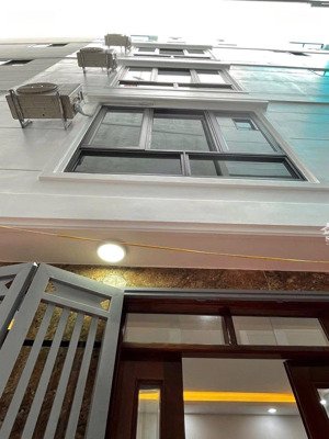 oto đỗ gần phố minh khai nhà đẹp 2 thoáng ở ngay ngõ thông tứ tung 39mx5t giá nhỉnh 7 tỷ