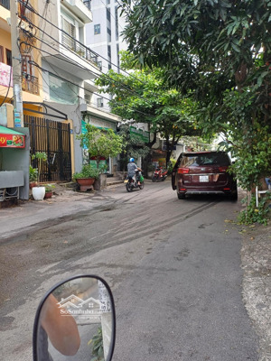 hẻm khủng lâm văn bền xh ngủ trong nhà ngang gần 6m gần trường học nguyễn hữu thọ - chỉ nhỉnh 8 tỷ