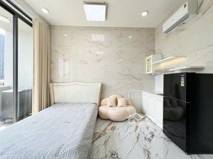 hot 1 pn full nt có thể vào ở liền