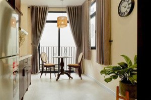 chính chủ cho thuê căn hộ tại quận 1 ( 50m2 ) penhouse ban công view garden