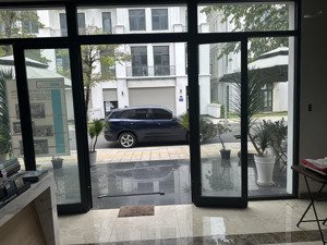 bán nhà phố 5 tầng giá 25 tỷ vị trí đẹp tại vinhomes grand park quận 9