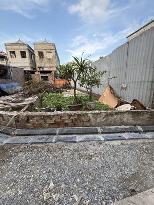 bán 50m2 thổ cư thôn thái bình, mai lâm. 4,7 tỷ. gần trường mầm non hoa lâm, 6 phút sang long biên