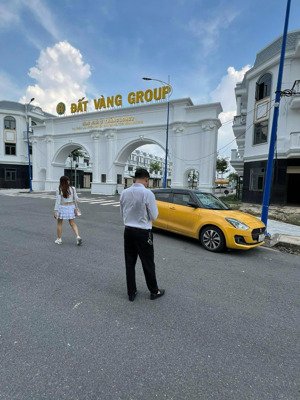 bán shophouse 80m2, 3,3 tỷ tại thăng long central city, bàu bàng, bình dương