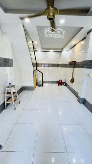 cho thuê nhà 3 phòng ngủ mặt tiền vĩnh khánh quận 4