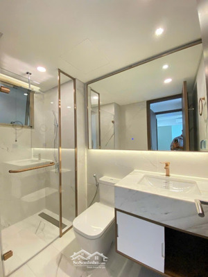 duy nhất ch midtown m8 80m2, 2pn. có nội thất. giá: 8.7 tỷ. xem nhà liên hệ: hải đăng