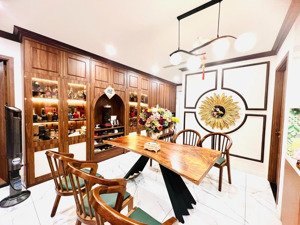 bán căn hộ 3 ngủ 100m², tòa s2 sunshine city ciputra tây hồ, full nội thất, cửa nam, giá 9.3 tỷ