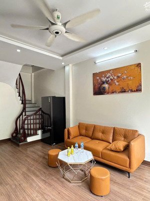 chính chủ bán nhà đa sỹ hà đông ô tô đỗ cửa, kinh doanh đỉnh, full nội thất cao cấp. dt 30m2, 5t