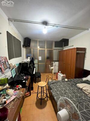 CẦN BÁN GẤP NHÀ CỰ LỘC THANH XUÂN 40m2, 5 TẦNG MĂT TIỀN 3,9m GIÁ 7.65 TỶ