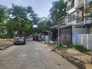 bán liền kề khu đô thị mới vân canh, trịnh văn bô, 04 tầng xây thô, vỉa hè, ô tô tránh...