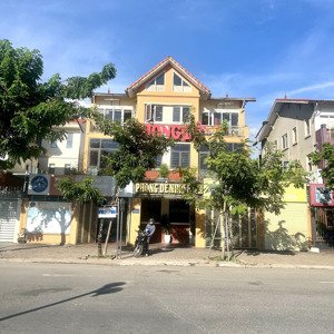 cho thuê biệt thự 360m2x3t, mt 20m. nhà mặt phố kd sầm uất ngày đêm vũ trọng khánh, mỗ lao hà đông