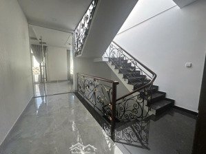 cho thuê căn nhà phố 126m2 full hết nội thất các tầng decor sẵn quán cf tại vhgp
