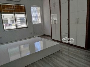 bán căn hộ chung cư kđt việt hưng, long biên - 80m² - 2 ngủ, 2vs giá 3,85 tỷ