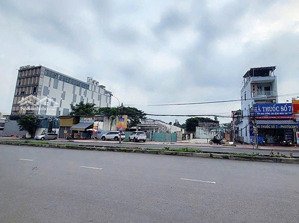 nhà mặt tiền đường d400 - kế bên bv ung bướu