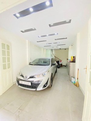 siêu phẩm hồ tây - 1 nhà ra phố, 1 bước ra hồ - ô tô tránh - kinh doanh đỉnh - nhà đẹp ở ngay