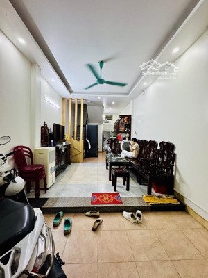 bán nhà khương đình, mặt ngõ rộng, gần ô tô, gần phố 46m2, 4 ngủ, giá 7,8 tỷ