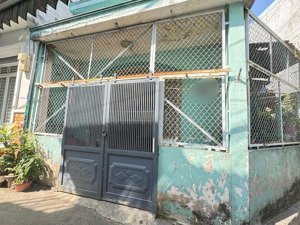 nhà 50m2 hẻm xh sổ riêng sát phạm văn đồng