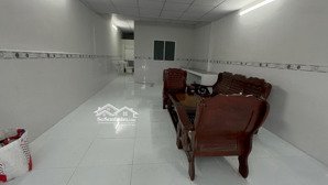 nhà xe hơi ngủ trong nhà, diện tích 4x20m, đường phạm hùng - c4 - giá chỉ 3,5 tỷ