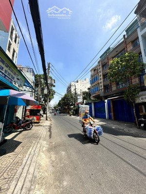 bán nhà mặt tiền đường khuông việt q. tân phú dt: 7x23m (hậu 7.5) giá 20tỷ tl liên hệ: 