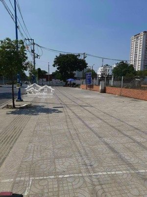 bán nhà góc 2 mặt tiền đường kênh tân hoá quận tân phú dt:5x23m giá 15.5tỷ tl liên hệ:0936359394