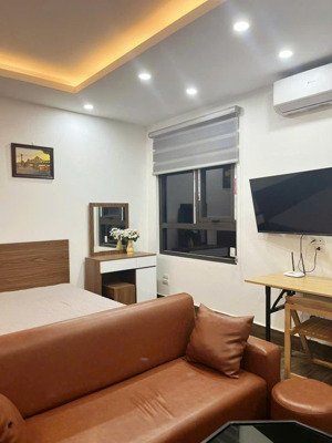 cho thuê căn hộ studio yên phụ - tây hồ có ban công
