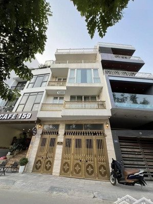 chính chủ bán nhà 6 tầng phân lô thang máy phố ông ích khiêm, ô tô đỗ cửa, ba đình chỉ 17,9 tỷ