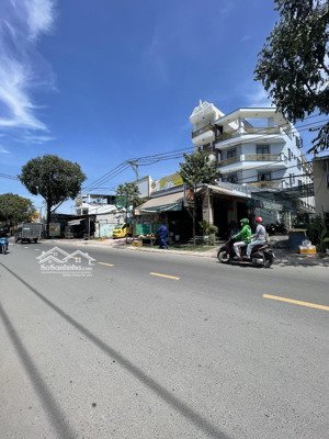 mặt tiền tỉnh lộ 10 - ngang 14m thông thoáng - dt: 14 x 30m - 40,x ty