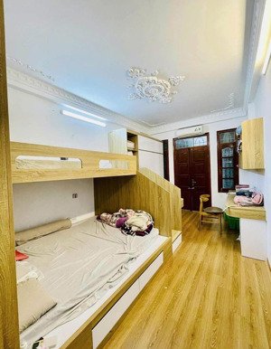 giá tốt nhất khu vực - huỳnh văn bánh, p.15, phú nhuận 37m2 - giá mềm 3.3tỷ - 3 tầng , 2pn 2wc, shr