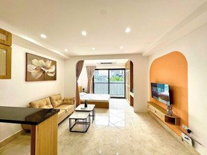 chdv cao cấp 7 tầng - thang máy - 25 phòng khép kín - 125m2 - mặt tiền 6.5m hơn 30 tỷ