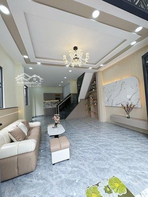 nhà mới 3 tầng, nội thất cao cấp, hẻm xe tải, vị trí đẹp gần bà hom tân hòa đông, quận 6