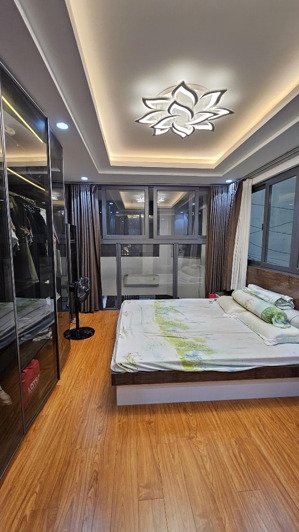 bán nhà mặt tiền đường 10m, hồng bàng, ngay cầu vượt cây gõ 3/2, quận 11, 4 tầng mới, nhỉnh 7t