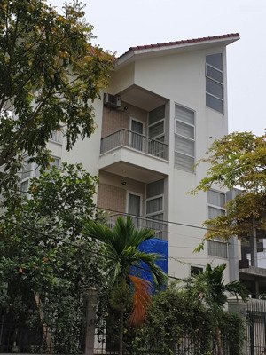 cho thuê gấp biệt thự đẹp, 210m2, new house city, quốc oai, hà nội gần bệnh viện nhi, sản tw