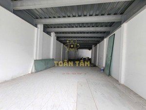 cho thuê mặt bằng đẹp đường võ trường toản, thảo điền 6.2x25m, 3 tầng
