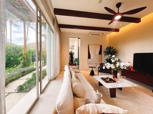 bán căn biệt thự la tiên villas hạng sang ngay sát biển