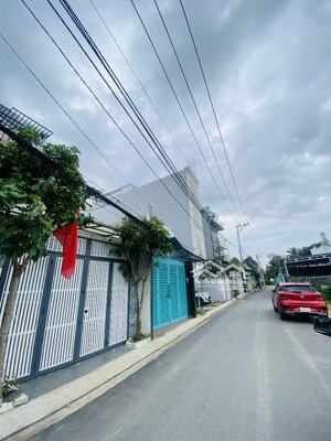 bán đất mặt tiền ngay 4s - phạm văn đồng! vị trí cực đẹp! dt 107m2 chỉ 7 tỷ -