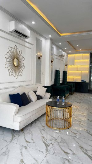 chính chủ cần bán nhà mặt tiền điện biên phủ