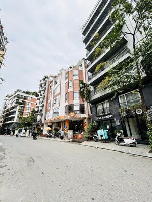 chính chủ bán nhà hồ tây phân lô kinh doanh sầm uất, 60m2, 5 tầng, mt: 4m thoáng sau, giá: 21.3 tỷ